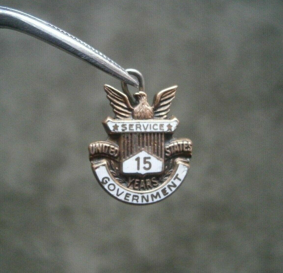 15 Years US Govt Service Vintage Copper & Enamel Bracelet Charm Pendant 1.5g