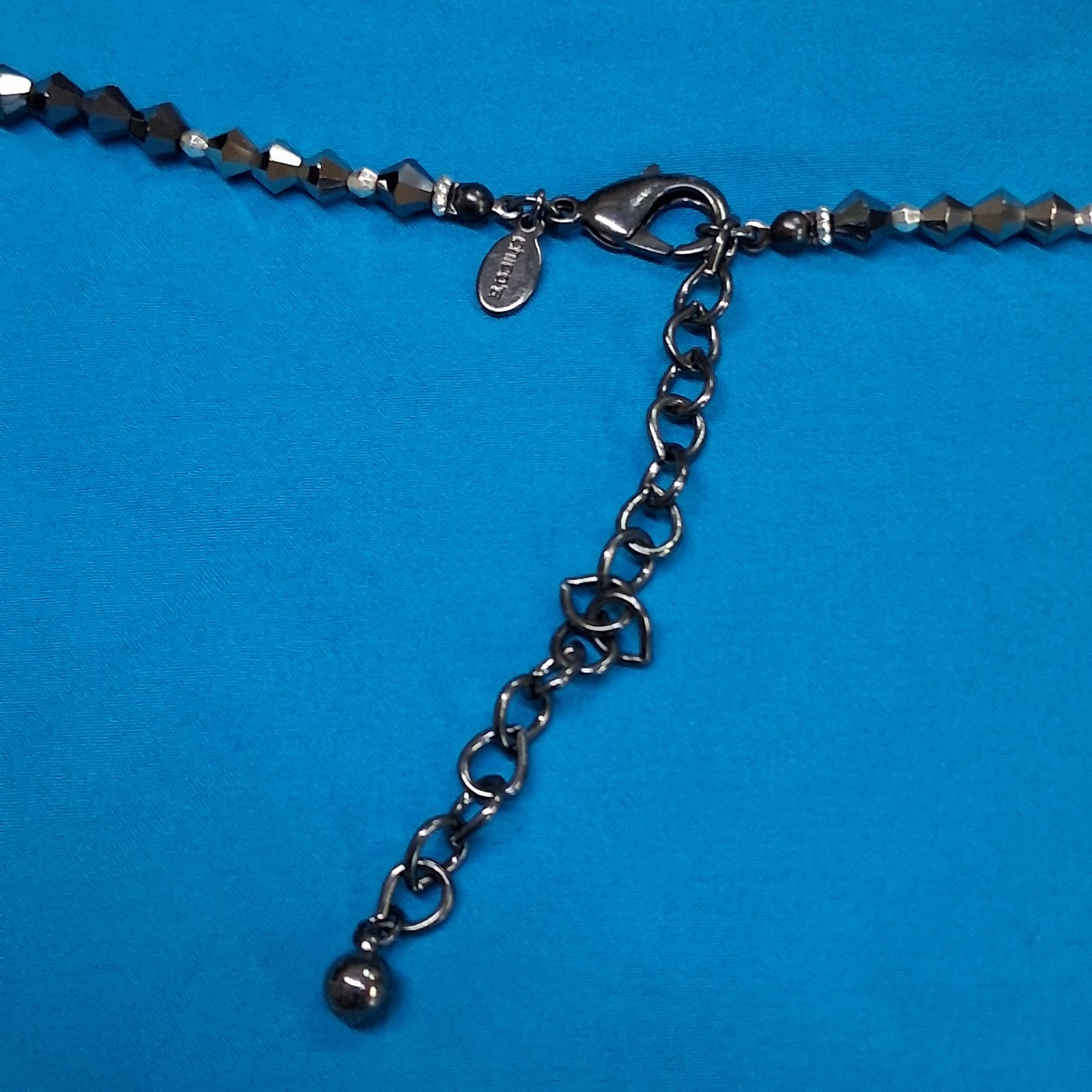 Chico’s Dangling Chandelier Pendants Faceted Bead Lobster Clasp Necklace