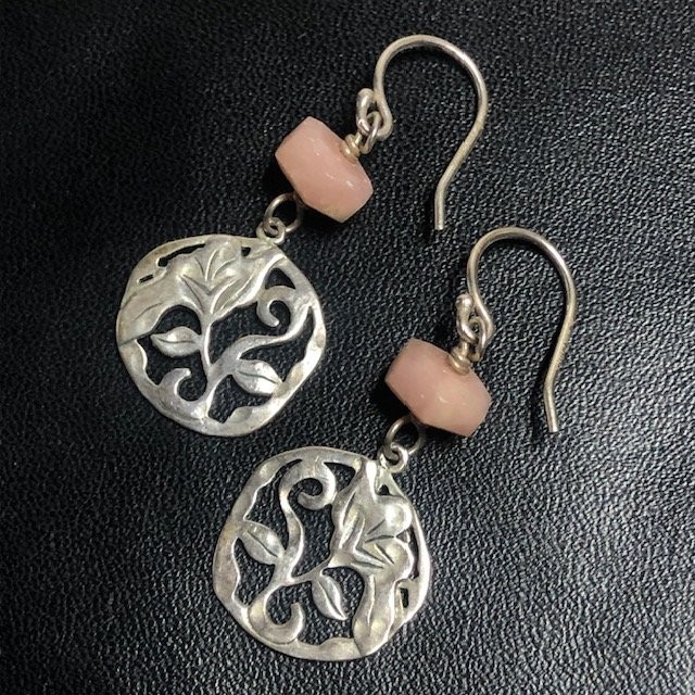 B1045 Sterling Silver Dangle Drop Flower earrings Rose Quartz 4.1gram 1.5″