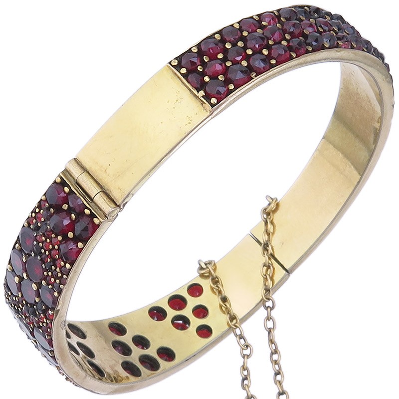 bangle garnets antique