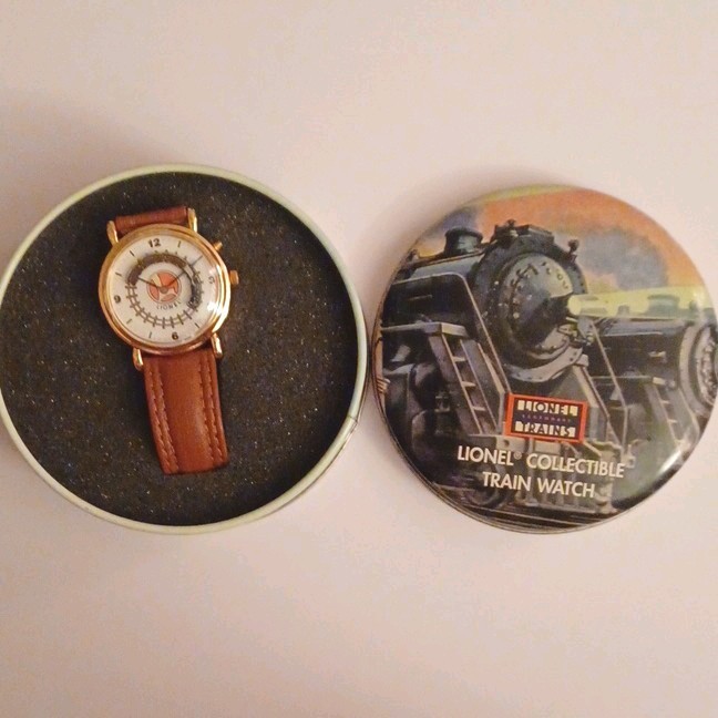 Collectible Lionel Train Watch Animated Sec & Sound Brown Leather Band Gold Case