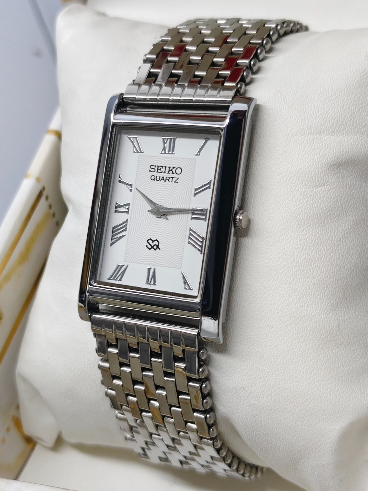 Vintage Refurbished Seiko Slim Tank White Quartz Japan Men s Wrist Watch
