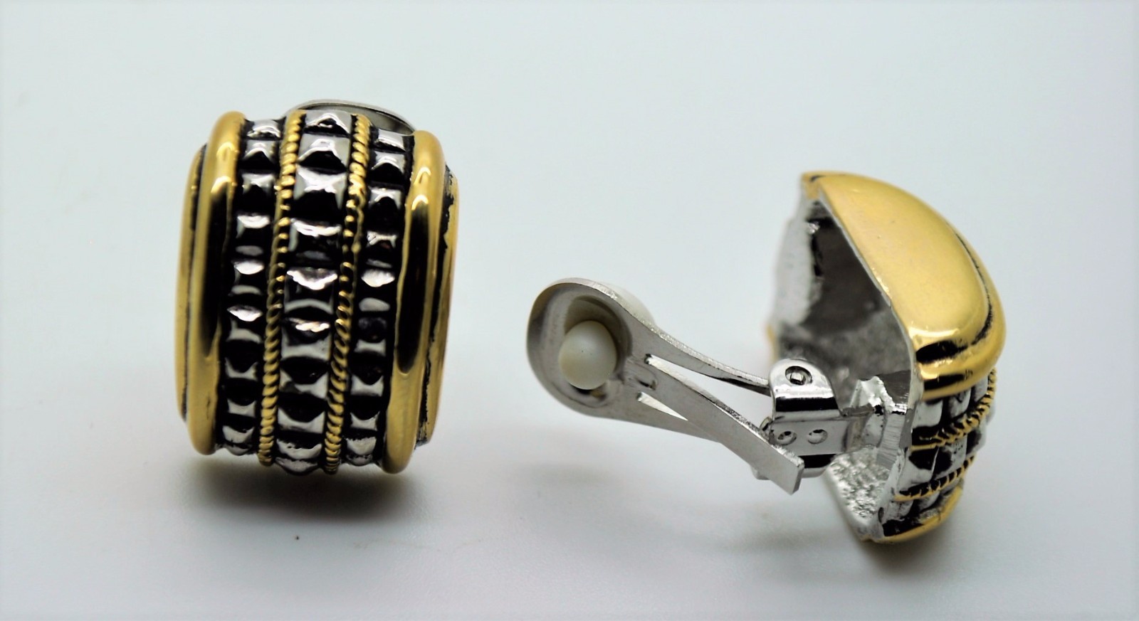 A-23 Unique & Chic CLASSIC Designer Style Two tone Clip Fashion Jewelry Earrings