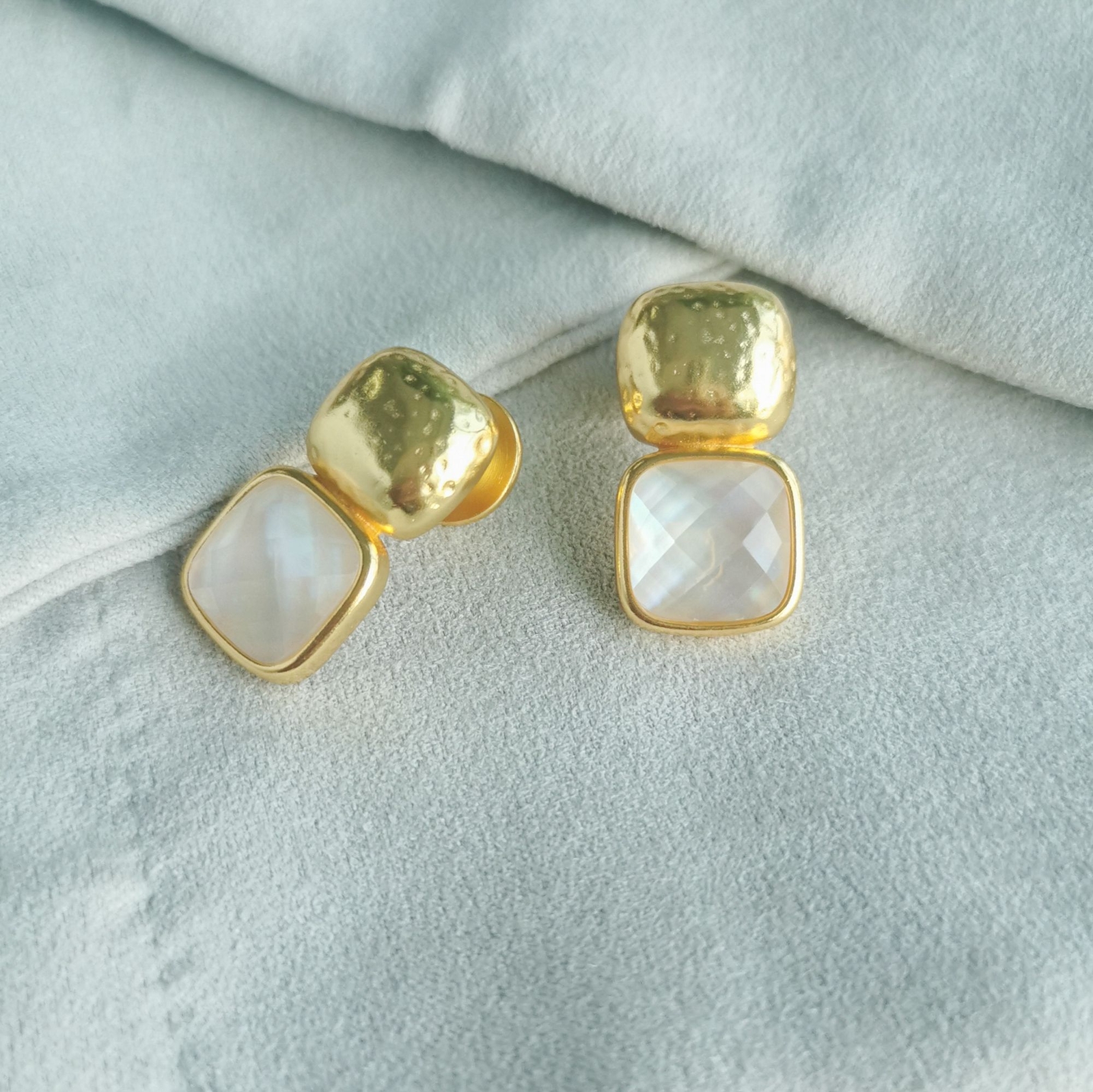 Julie Vos Catalina Gold Clear Crystal Earrings Without dust bag / card