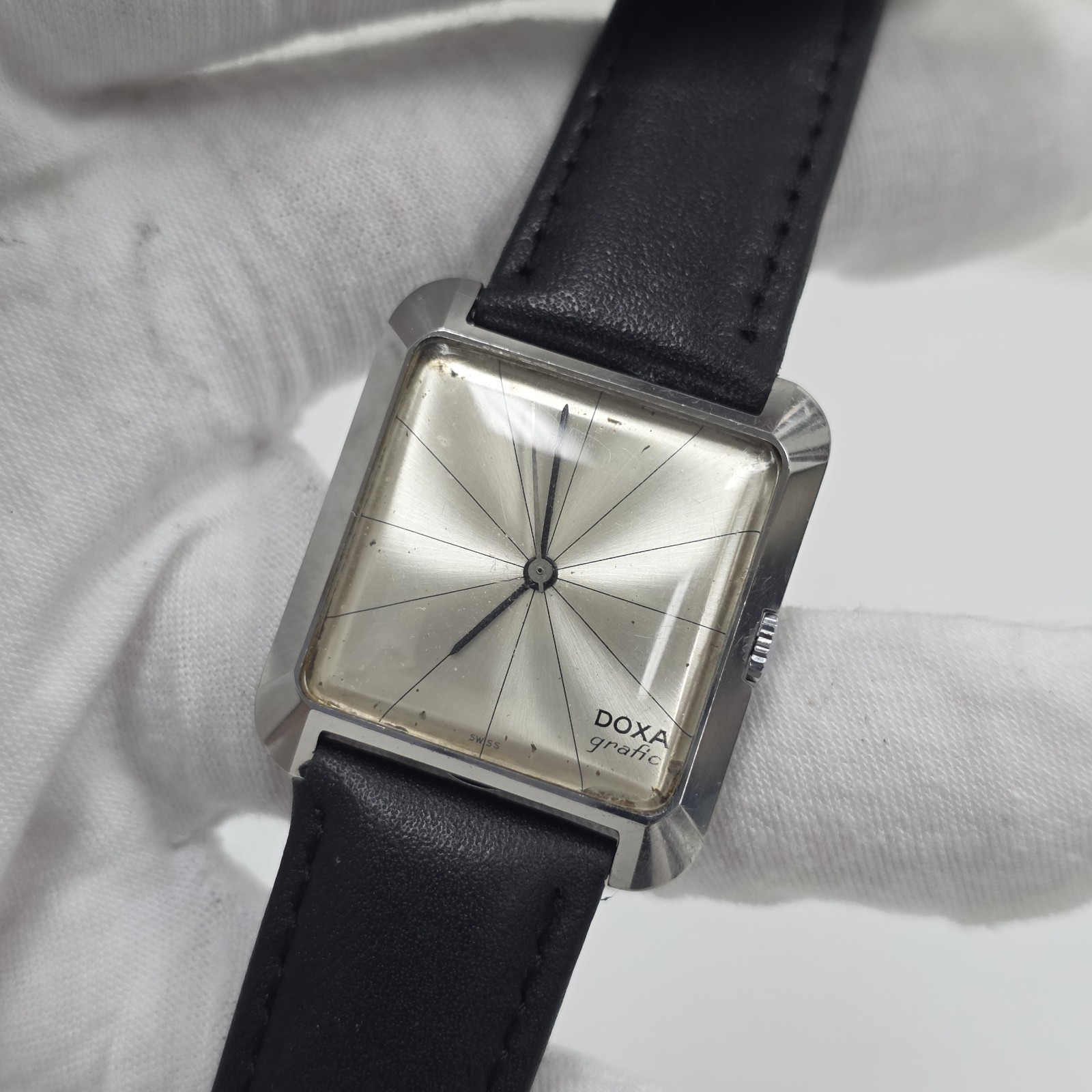 Vintage Rare Mens Doxa Watch Graphic Cal. 11 1/2 Mid Century Classic Arbib Era