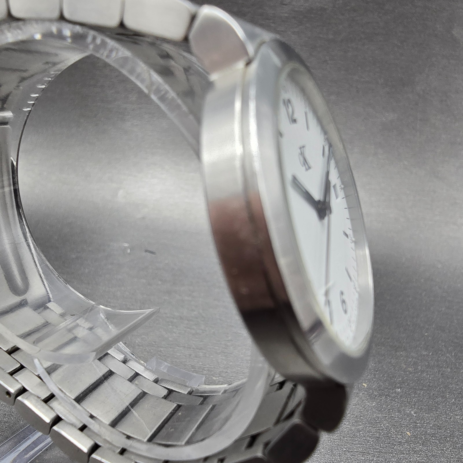 Calvin Klein Watch Men 34mm White Dial Silver Tone Date Round K2111 PARTS
