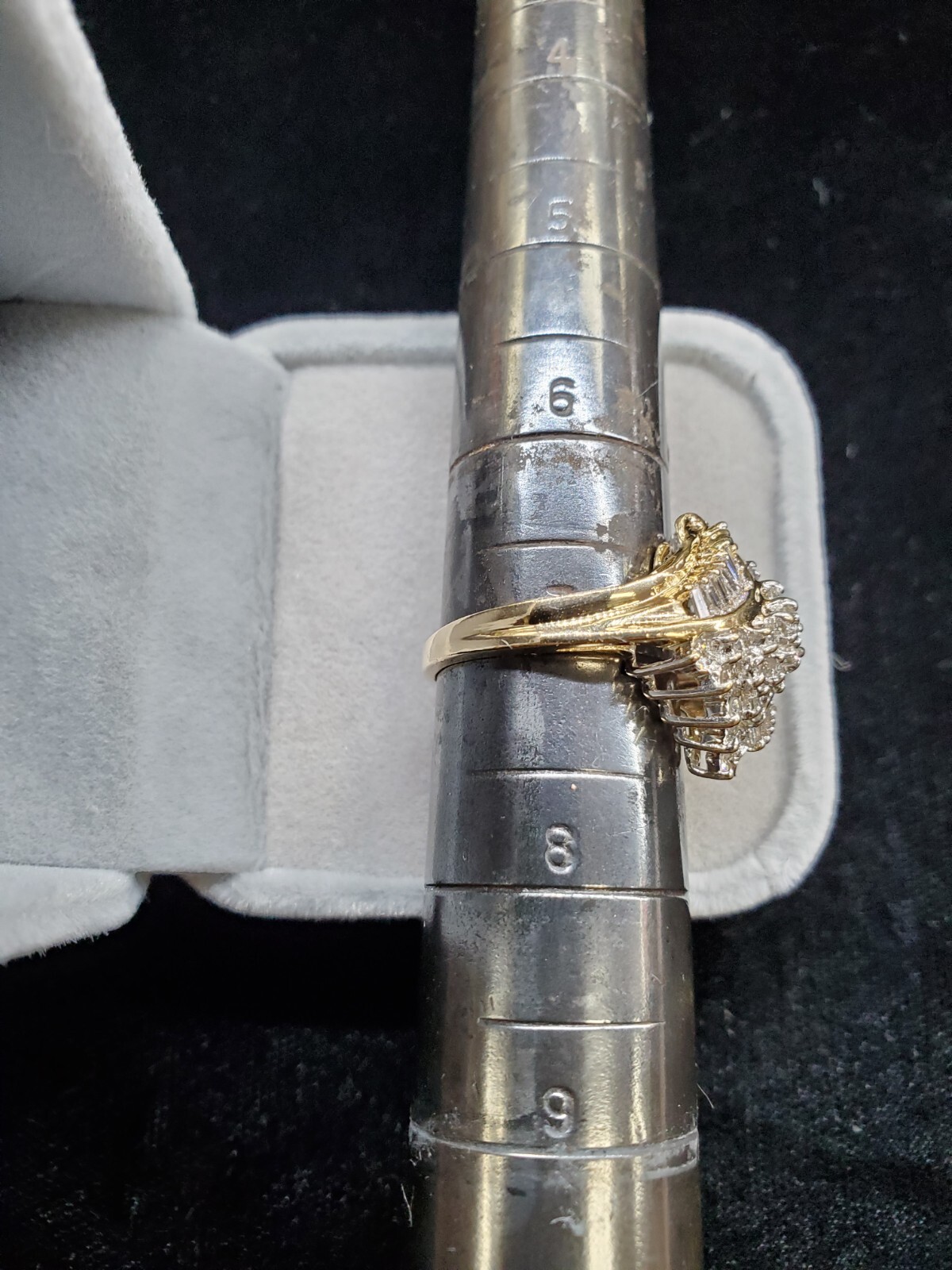 Ladies Diamond Cluster. 14 Karat Yellow Gold. Approx 1 Carat T.W Diamonds….