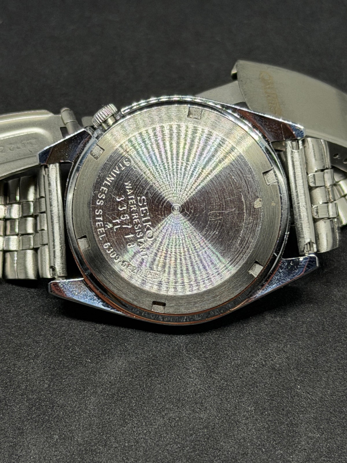 Vintage Seiko 5 Automatic Day/Date Japanese Men’s Wrist Watch