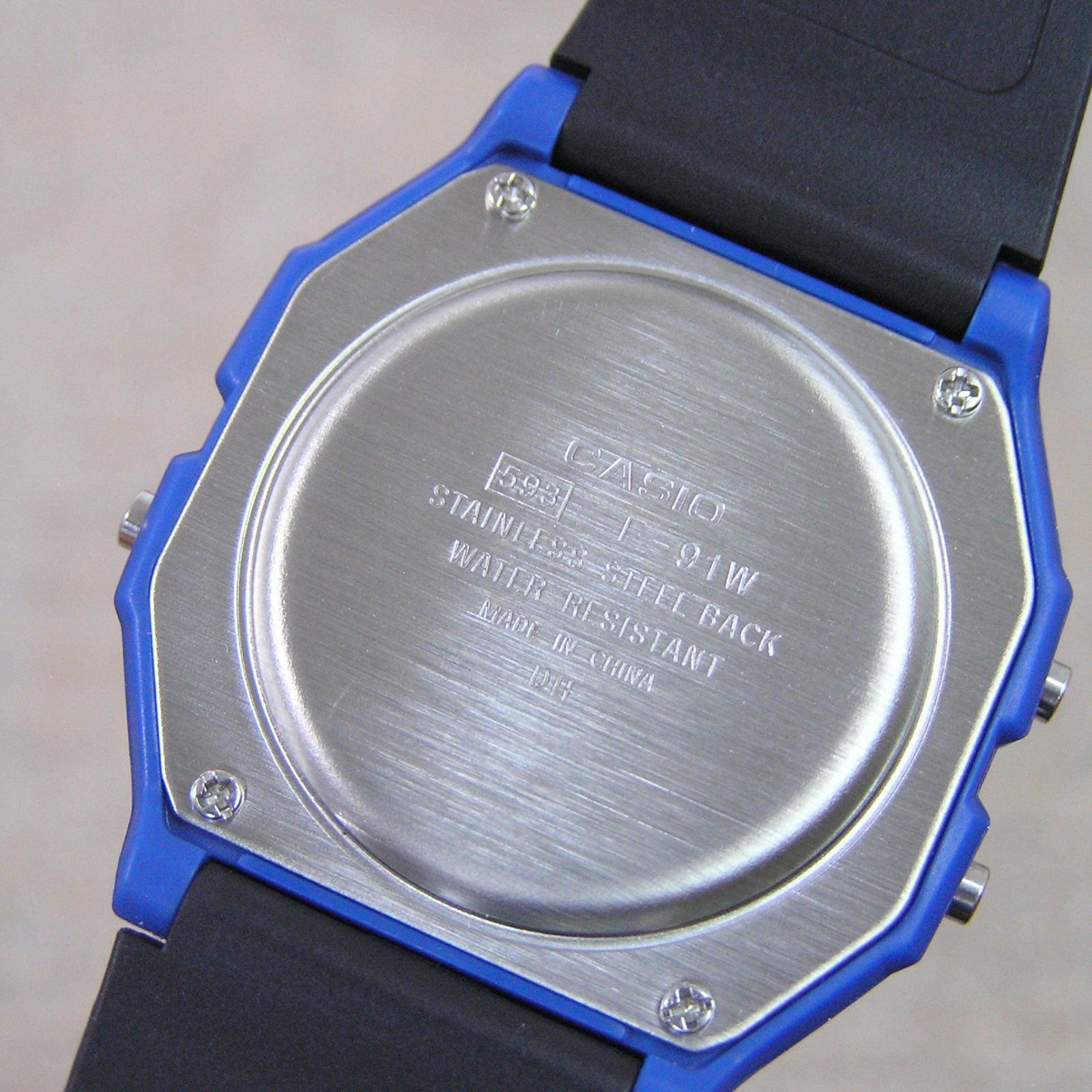 UK STOCK CASIO F-91WM-2AJH Japan Exclusive Digital Watch Classic Imported Model