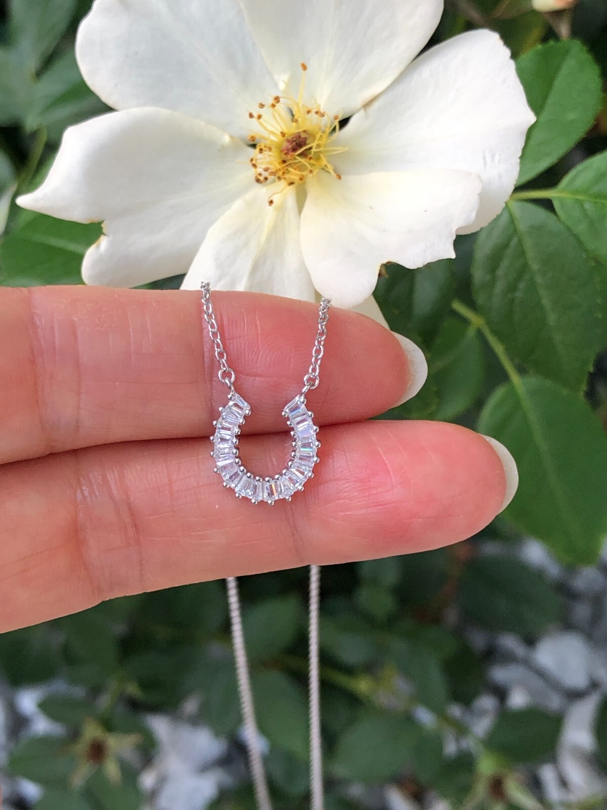 925 Sterling Silver Baguette Cz Horseshoe Pendant Necklace Small 10.8mm 17.5″