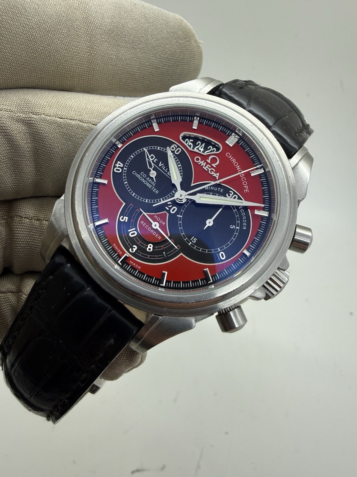 Omega DeVille Chronoscope Red Dial Steel Automatic 41mm Watch 4851.61.31 B+P