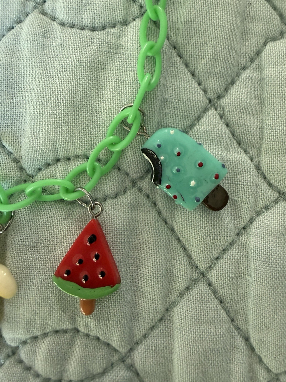 1980’s VINTAGE Ja-Ru CHARM Green CHAIN Link NECKLACE 4 PLASTIC 80s CHARMS Fruit