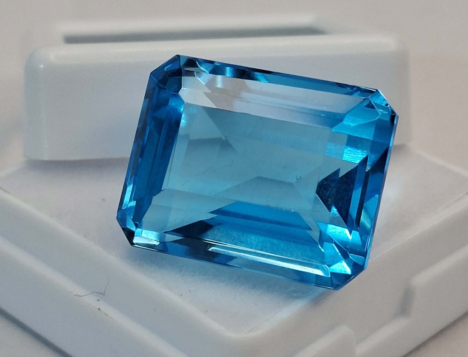 20-22 Ct Blue Topaz Emerald Cut Natural Certified EGL Loose Gemstone RK618