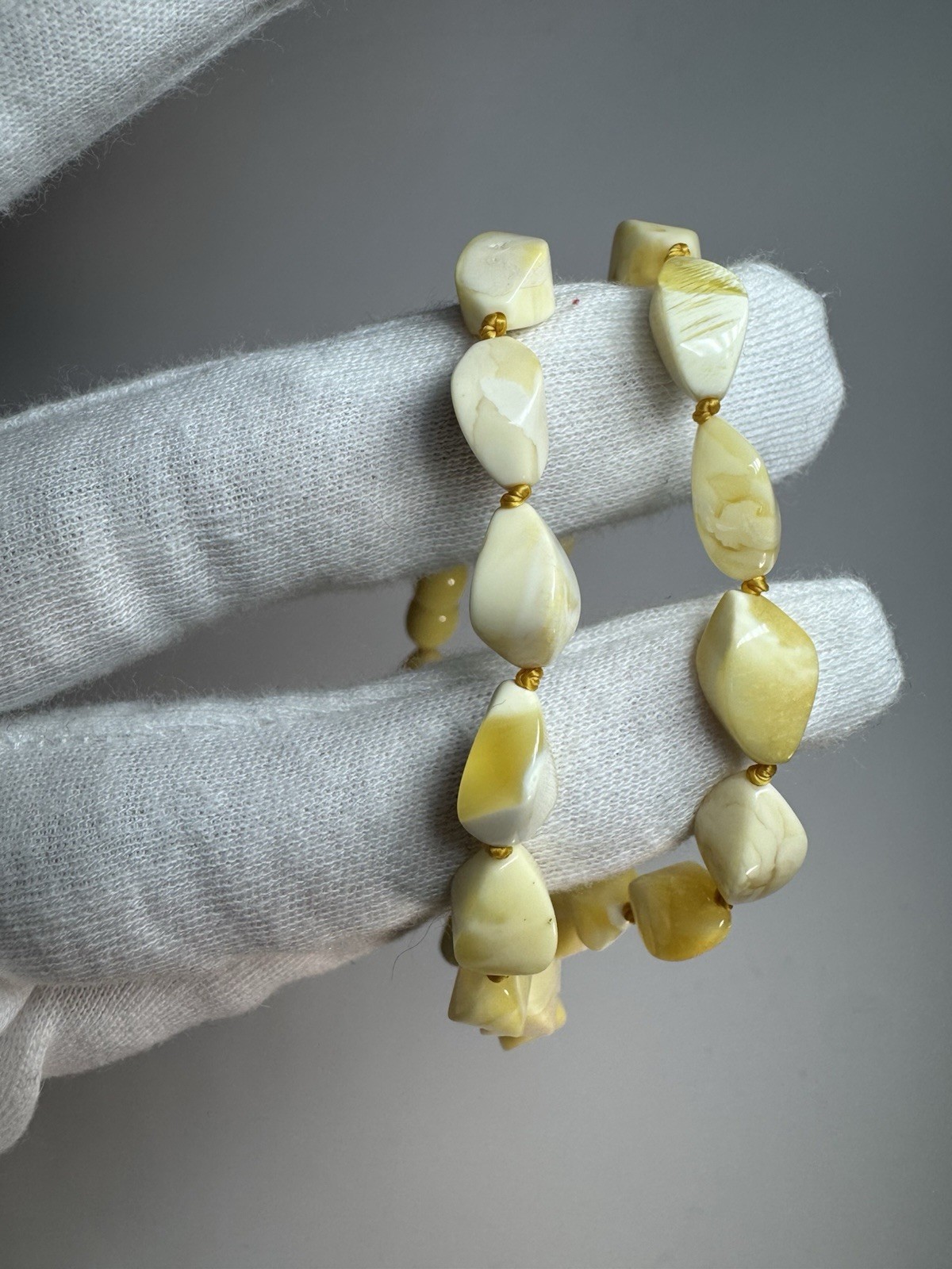 Natural Baltic Amber Bead Necklace – Rare White Milky Amber – 10.5g – 46cm