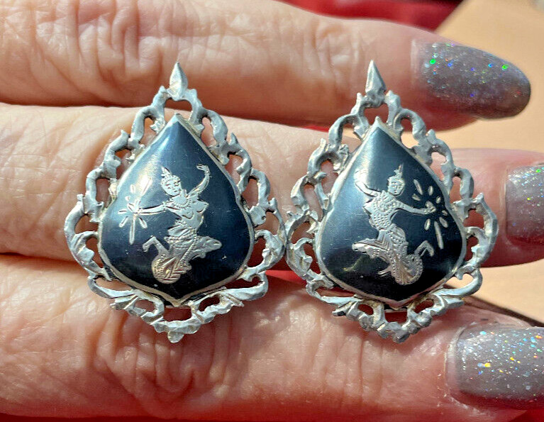 REDUCED Nielloware ELEGANT & Unusual Siam Sterling Goddess Screwbacks Earrings
