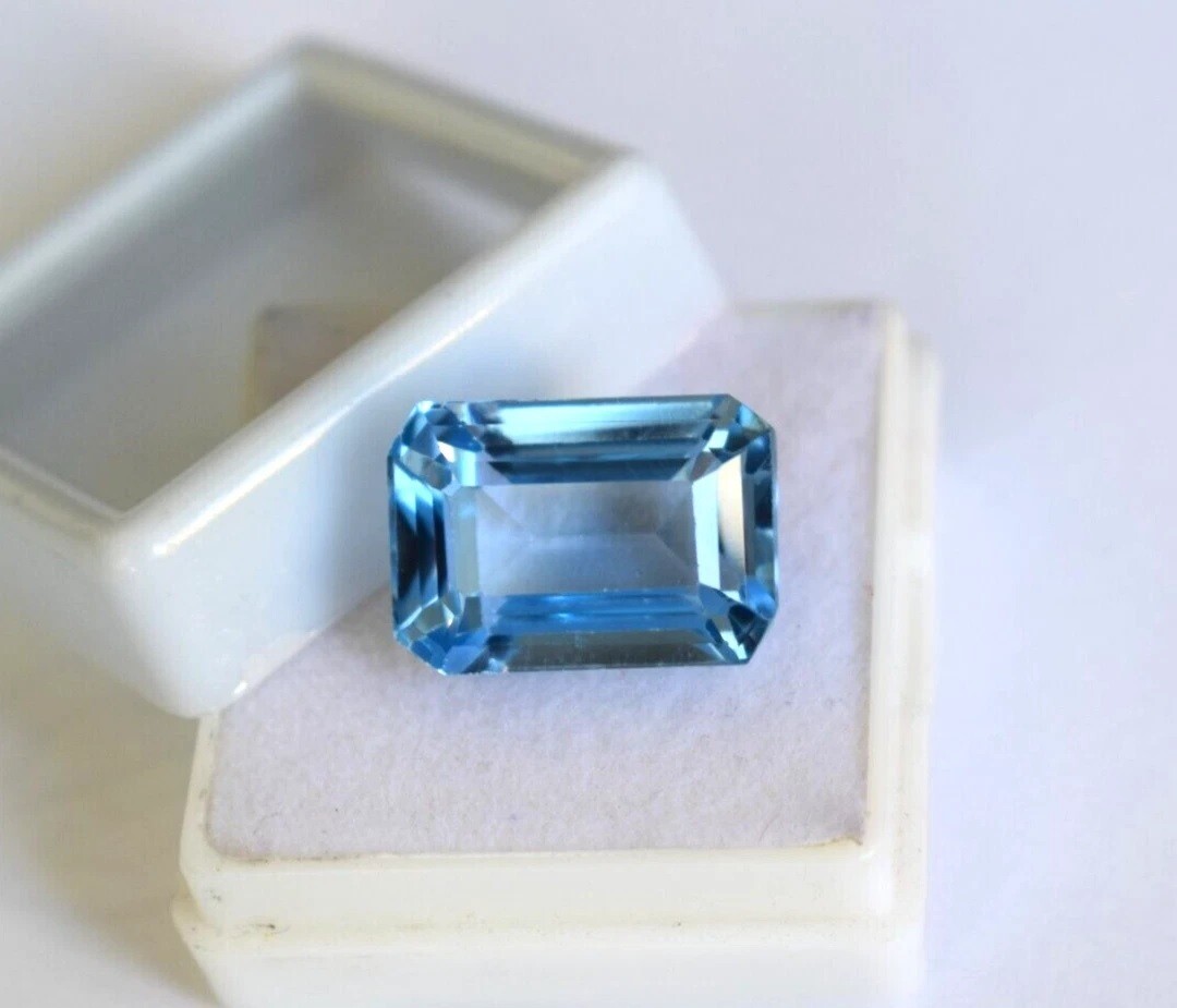 Brazilian Natural 14.15 Ct Blue Aquamarine Emerald Cut Loose Gemstone