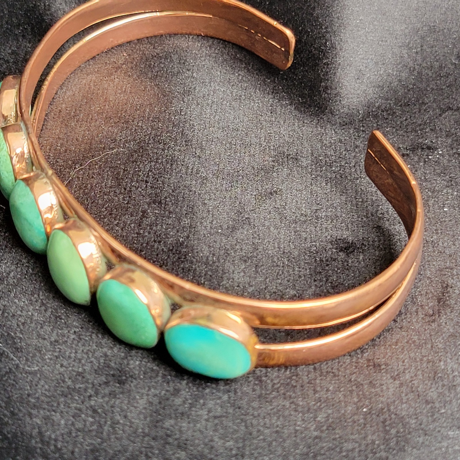 Turquoise Circles Copper Cuff Size 7.5+ Artisan-Made Wow Color! Unique Design