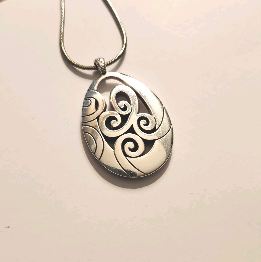 Brighton Mingle Silver Tone Swirl Pendant Necklace 18″ –Elegant Classic