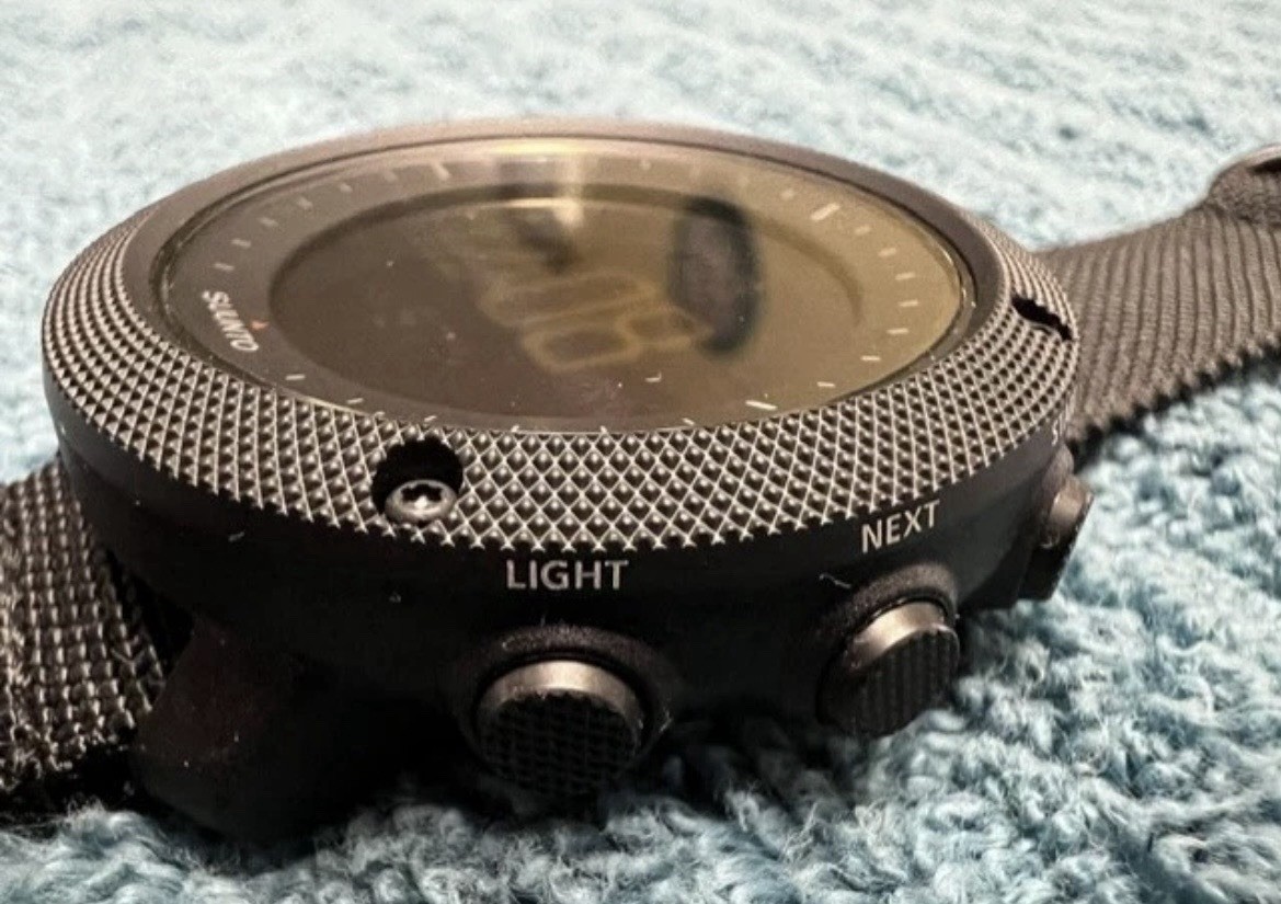 Suunto Traverse Alpha Stealth Smart Watch – GPS – Amazing Condition!
