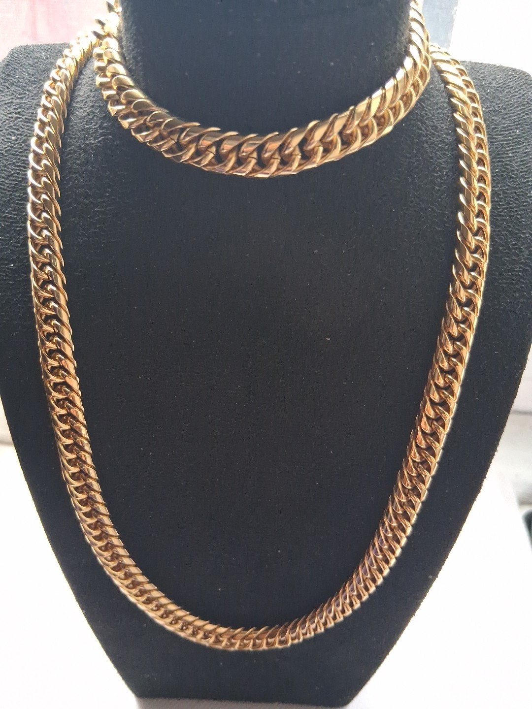 Curb Chain Choker Necklace 20-22 inches And Bracelet Set 7.50-9.0in) In lON