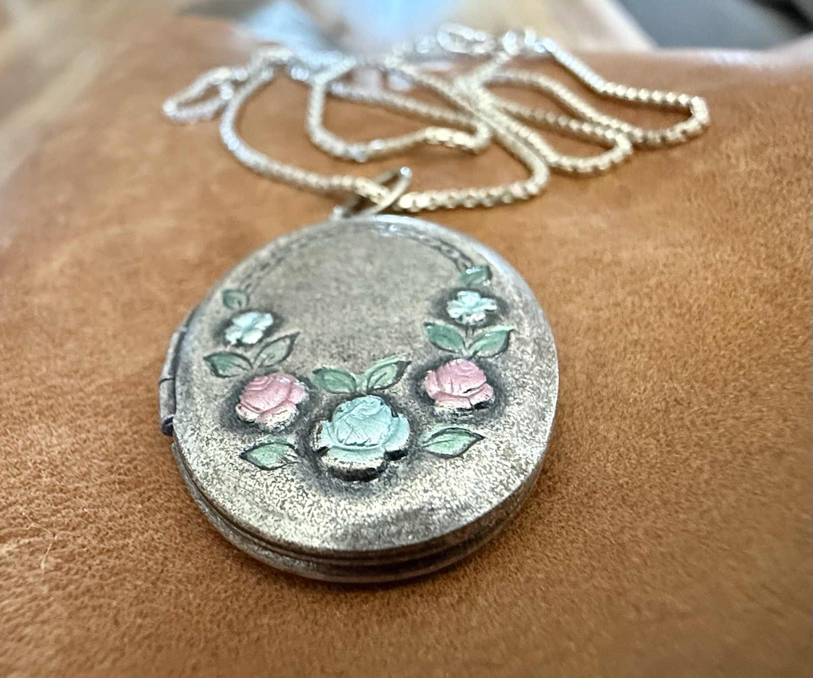 Antique Sterling Silver Enamel Rose Motif Photo Medallion Pendant Necklace 18”in