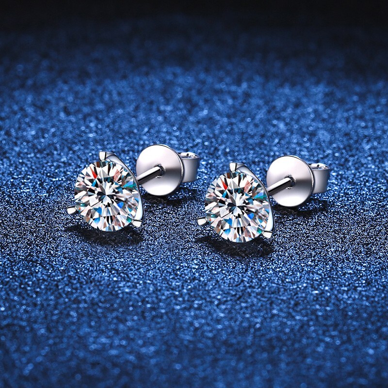 MEN 1CT Three Prong Moissanite 5.5mm Stud Earrings White Gold-Plated Silver
