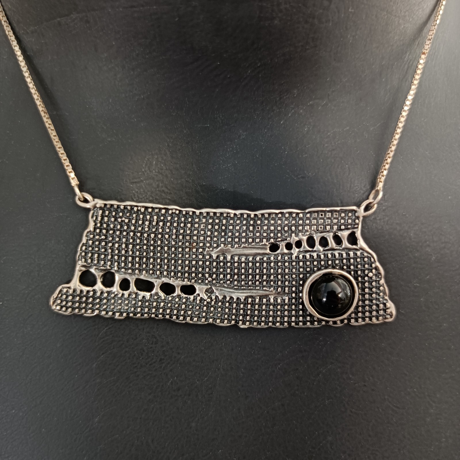 Modernist Silver Necklace Israel Artisan Onyx Abstract Expressive Studio Vintage