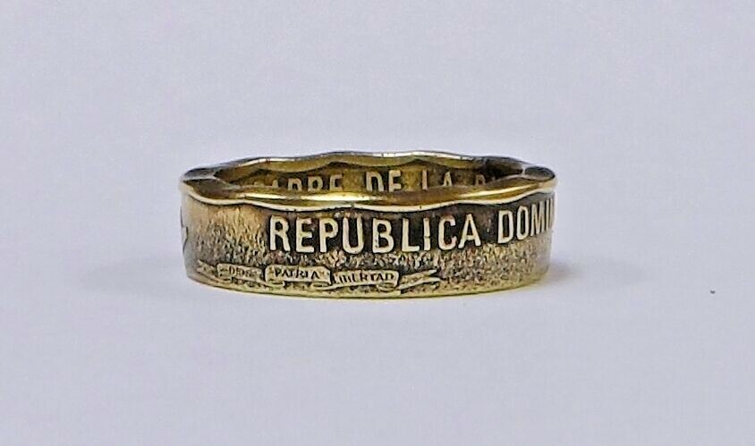 “Sealed” DOMINICAN REPUBLIC UN PESO handcrafted coin ring size 4-12