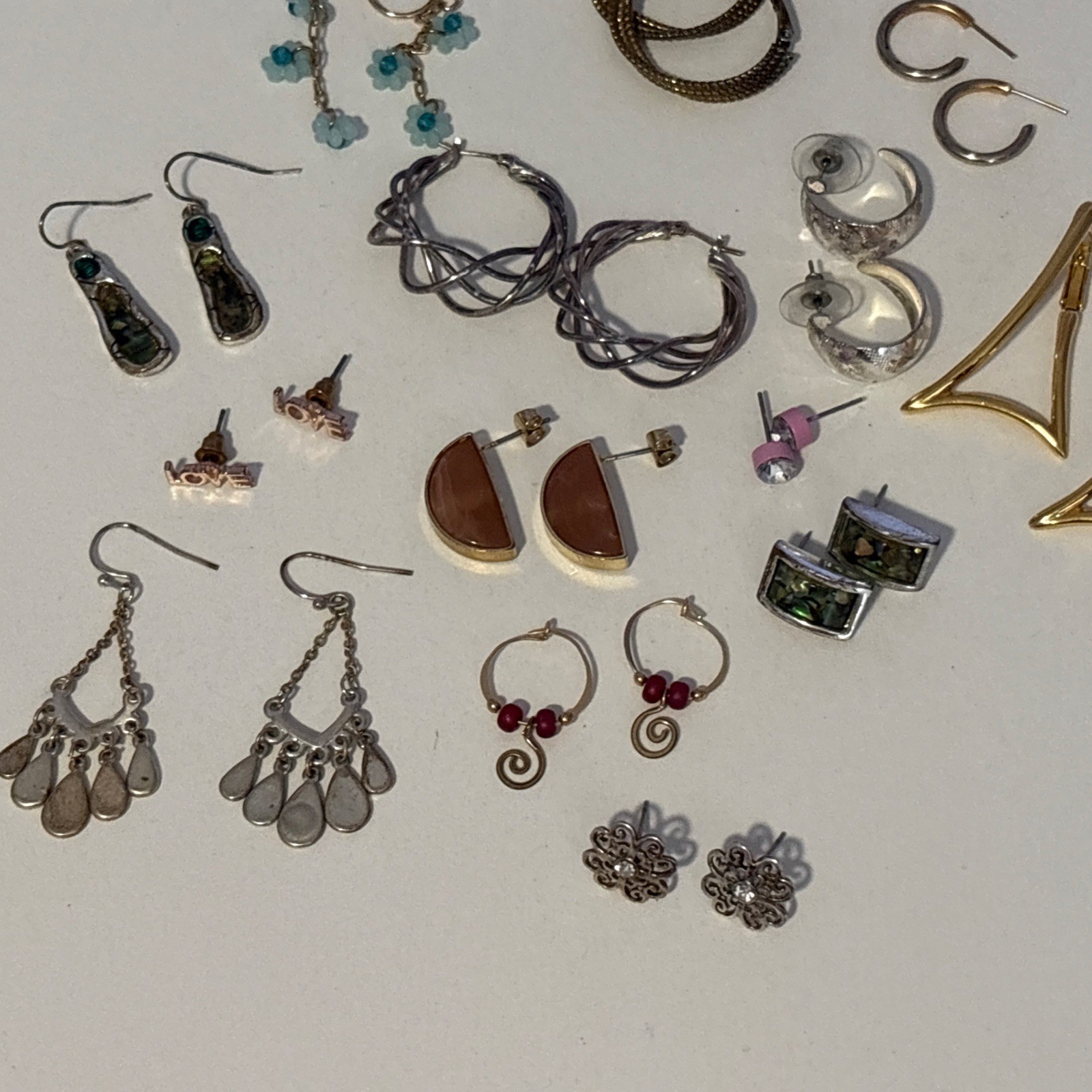 Lot of 14 pairs Pierced Earrings Silver & Gold Tone Hoops Stone Dangles Variety