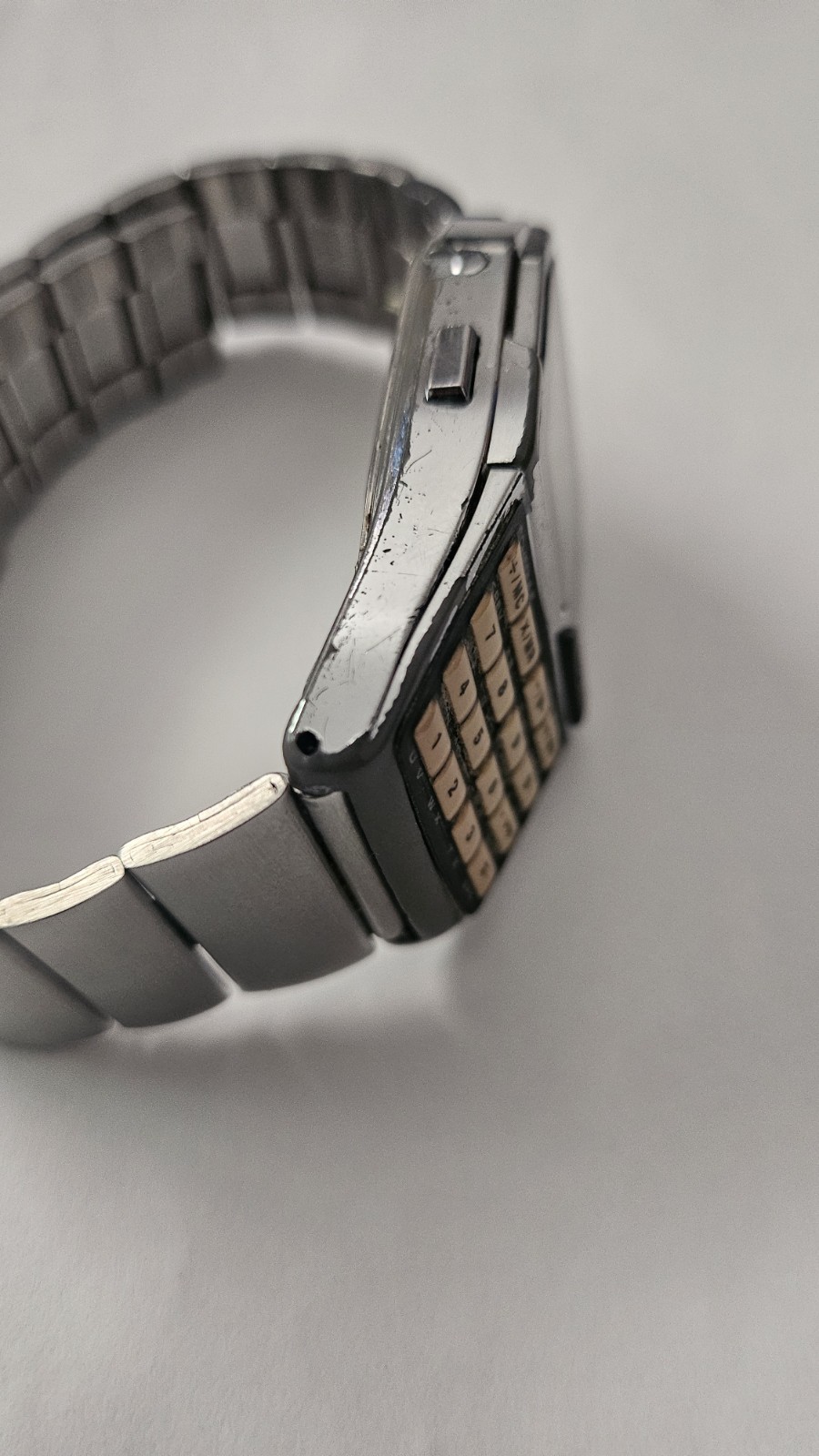 Casio Data Bank 150 1477 DBC-1500 Silver Tone Digital Watch