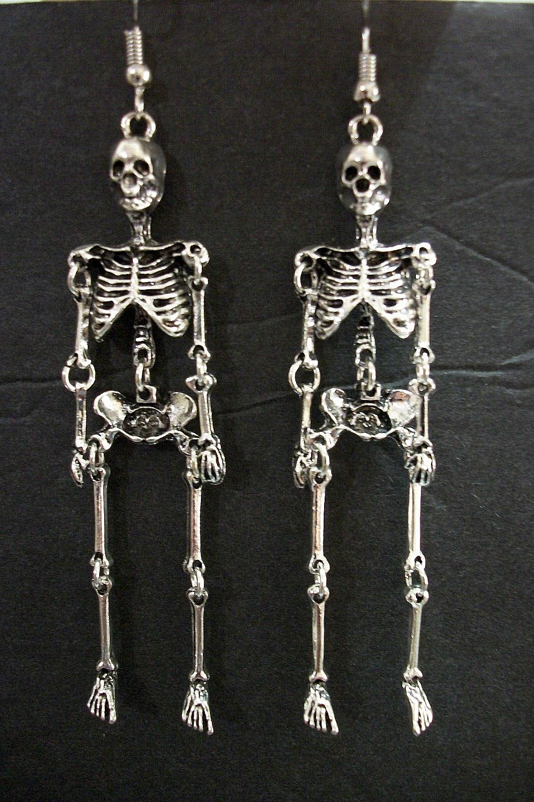 Halloween 3.5″ Dangle Articulated Skeleton Earrings Silver Tone Metal