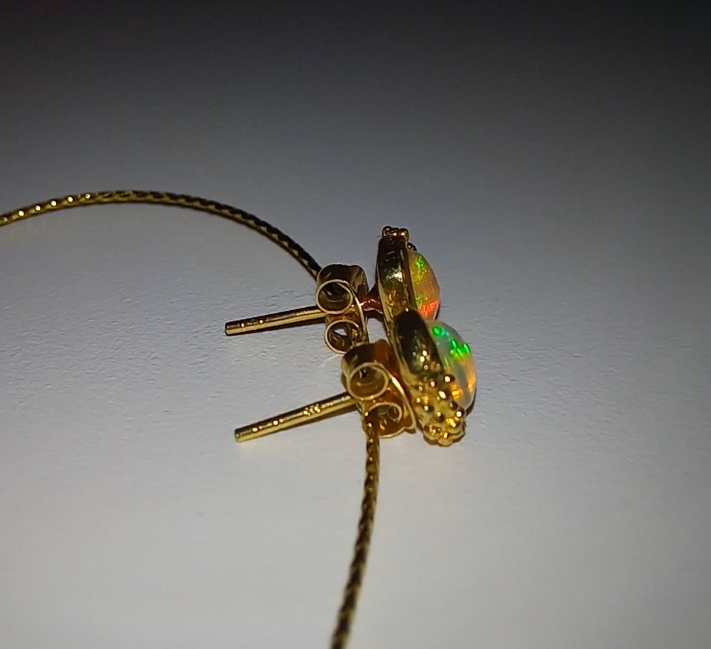 🔥🔥🔥Exclusive RAINBOW FULL SHINE OPAL Stud Earrings in Silver & Gold – UNIQUE