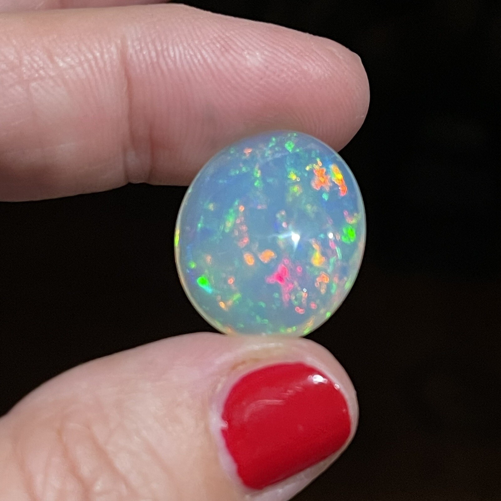 13.3ct 20.4×17.4×8.7mm Huge Clear Sparkling Oval Welo Opal Gemstone Loose Gem