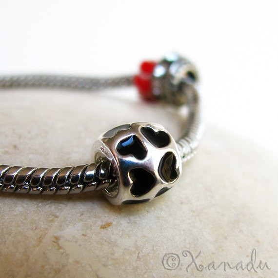 Red Hello Kitty Princess European Charm Bracelet With Black And Red Enamel Beads