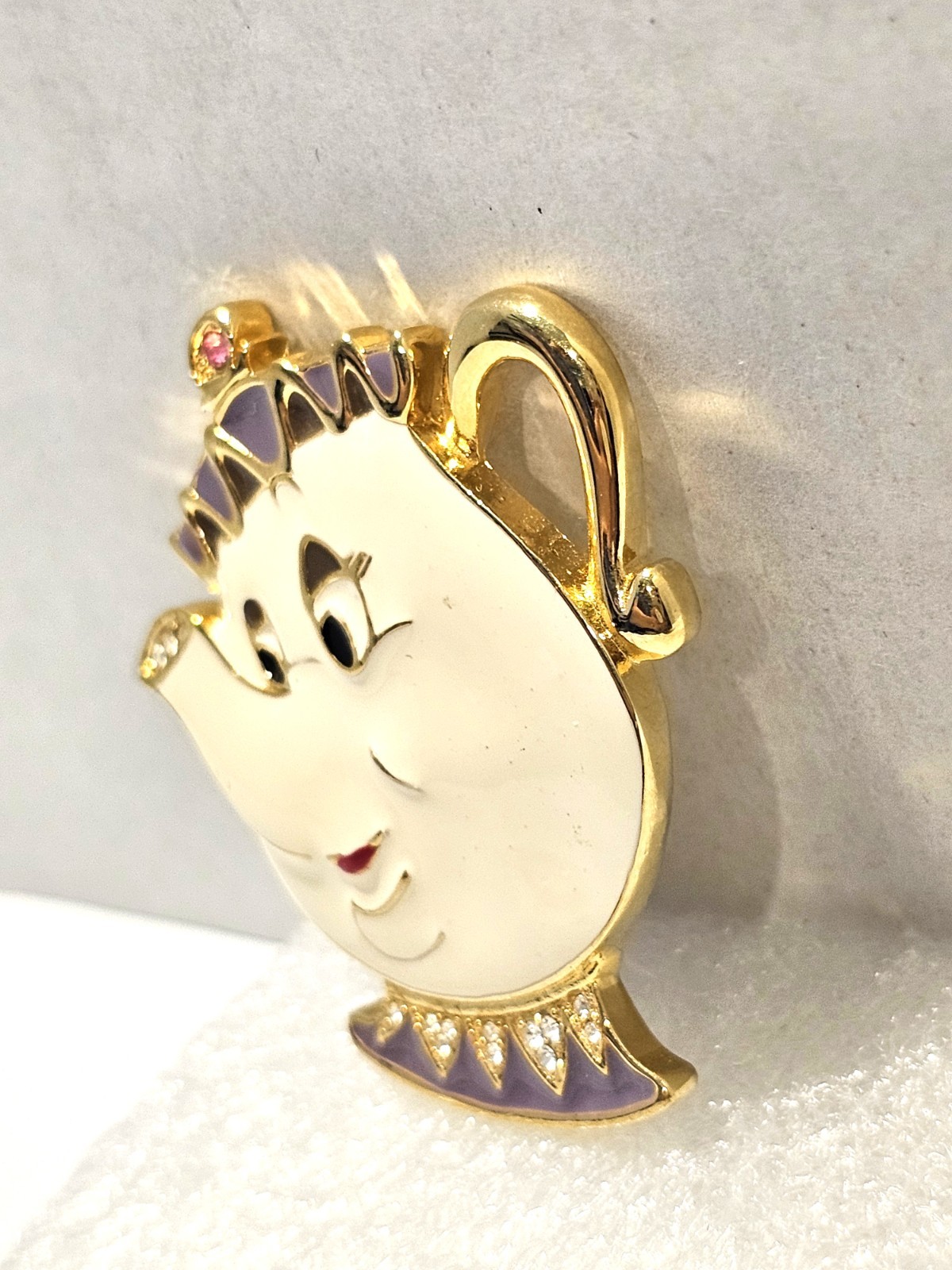Disney Mrs. Potts tea pot enamel brooch