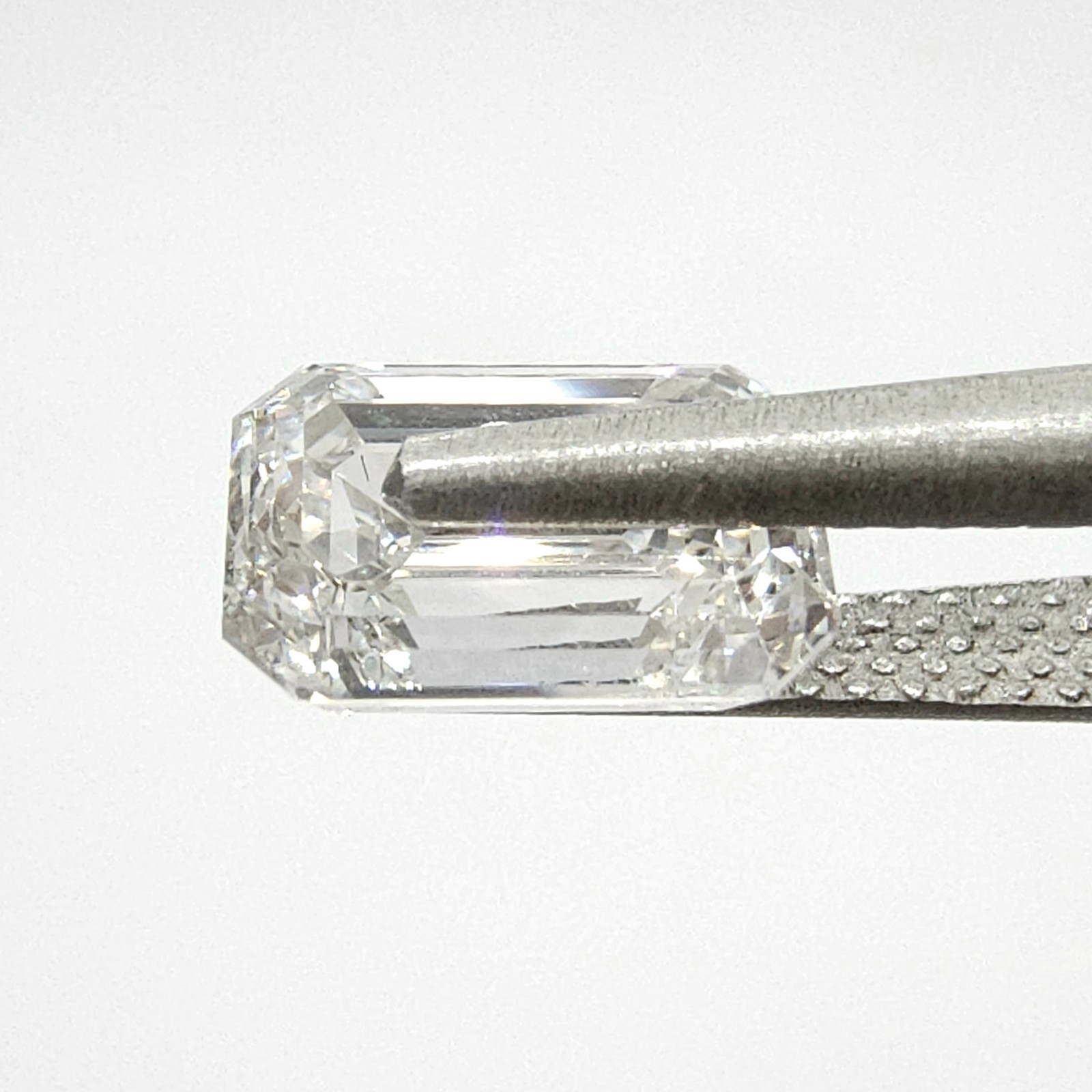 2.01 Ct E Flawless Emerald Cut Natural Diamond GIA Loose Treated FL