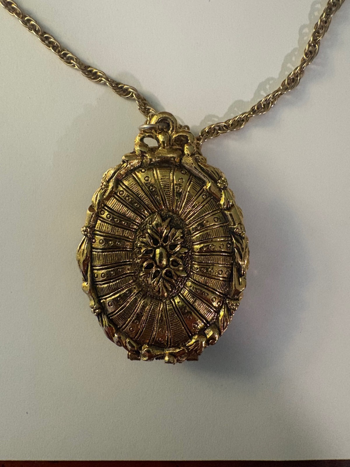 Vintage Roses Under Glass Solid Perfume Locket Necklace 1960’s – 1970’s?