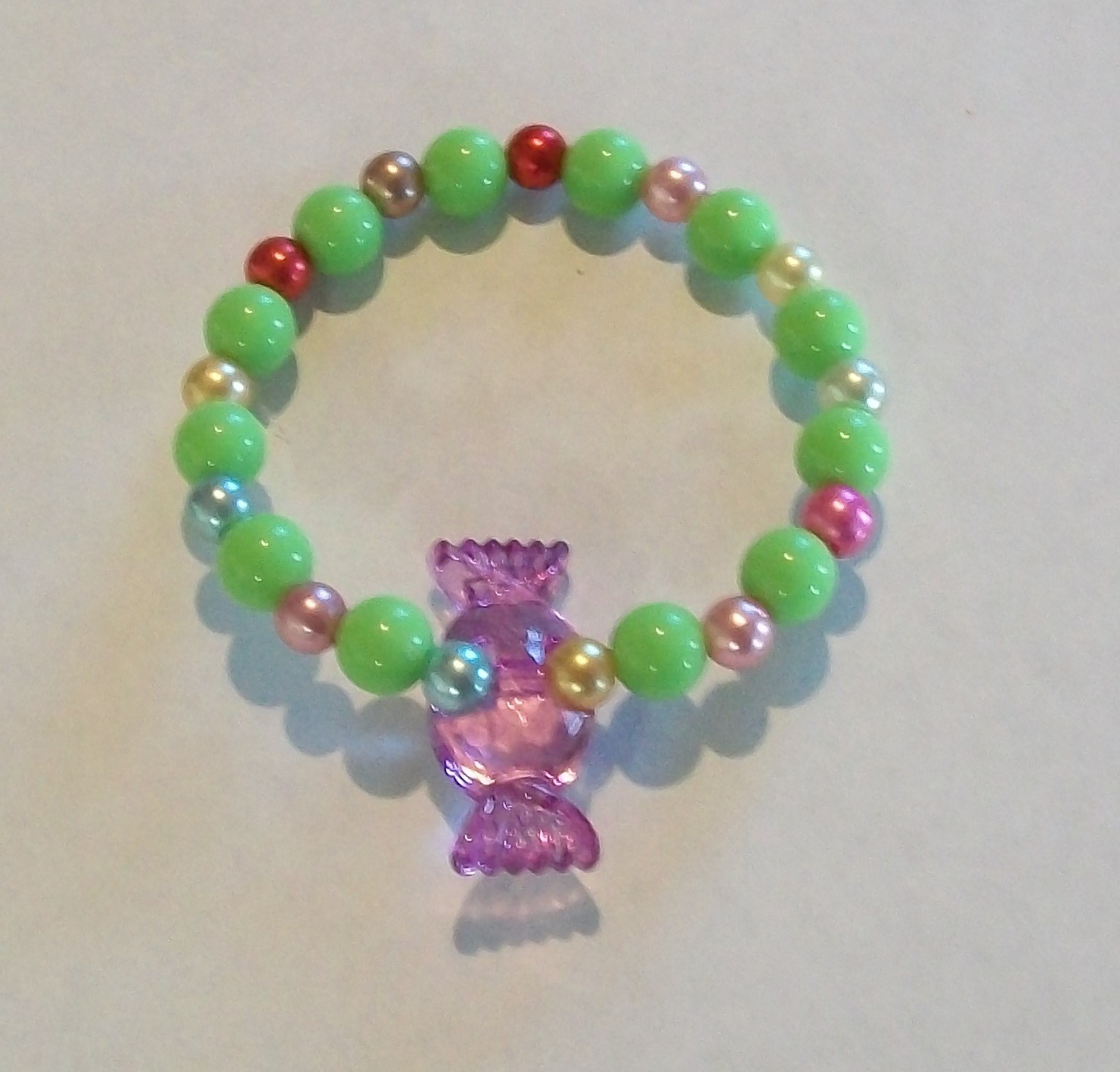 Girl’s Acrylic Stretchy Christmas Necklace & Bracelet Set, choice of 5 colors