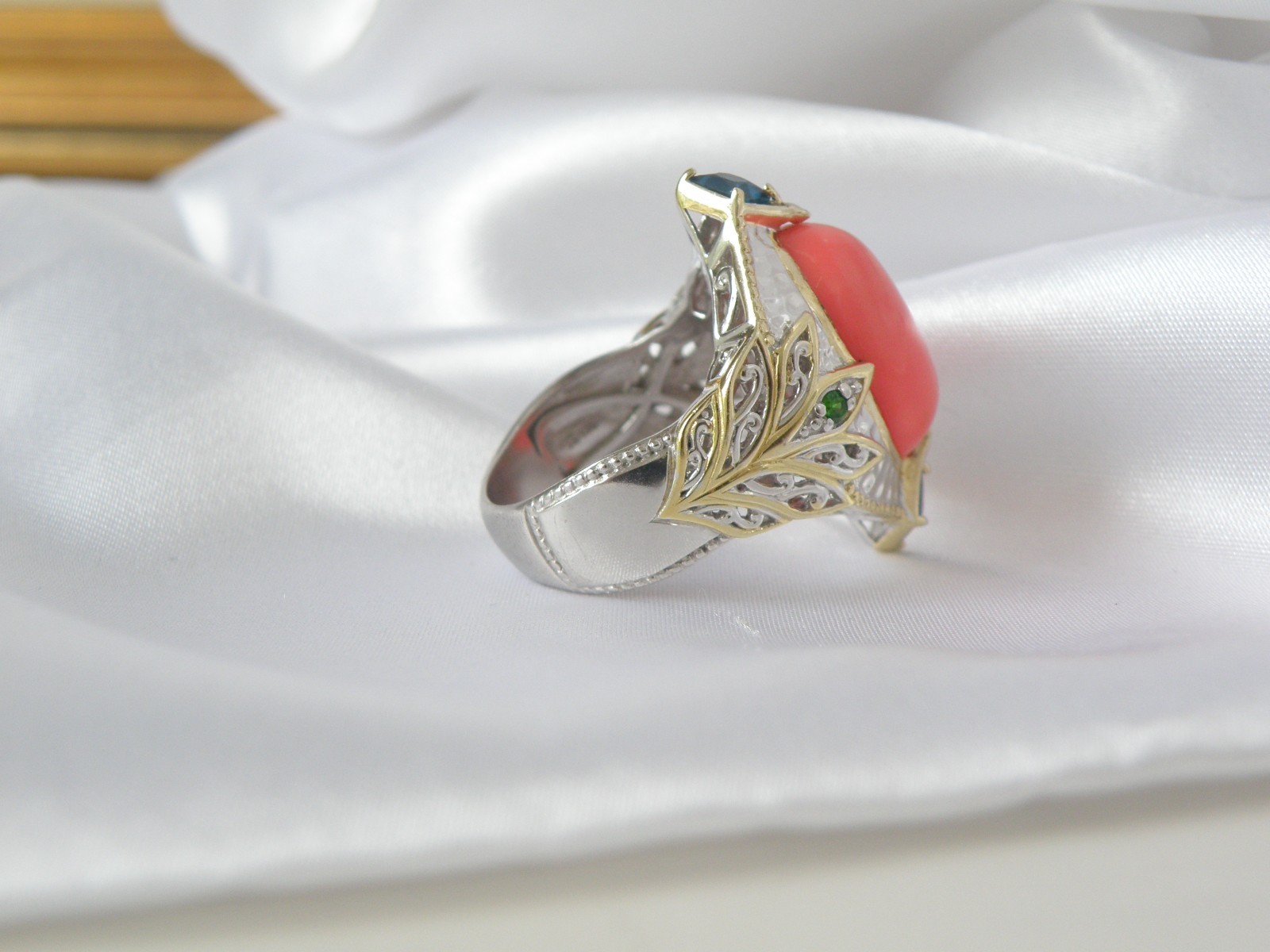 Gems en Vogue Michael Valitutti Sterling Silver 925 Pink Coral Statement Ring 10