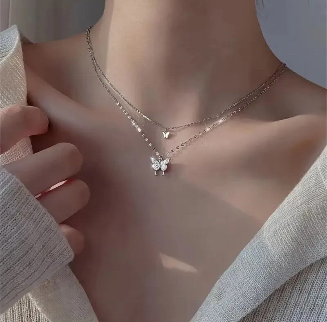 Sparkling Double Layer Butterfly Pendant Necklace Clavicle Chain Jewelry Fashion