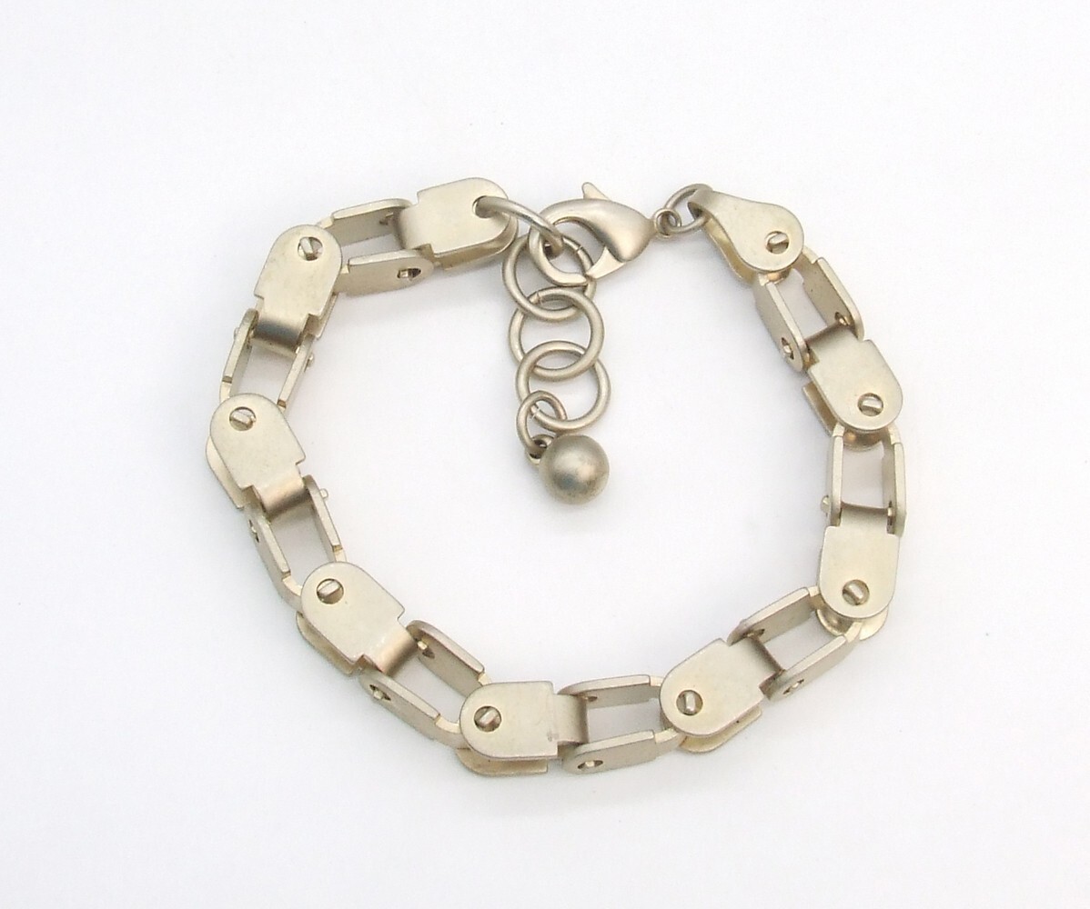 8.5″ Satin Gold Tone 8mm Wide Chunky Box Chain Bracelet Bicycle Chain Style