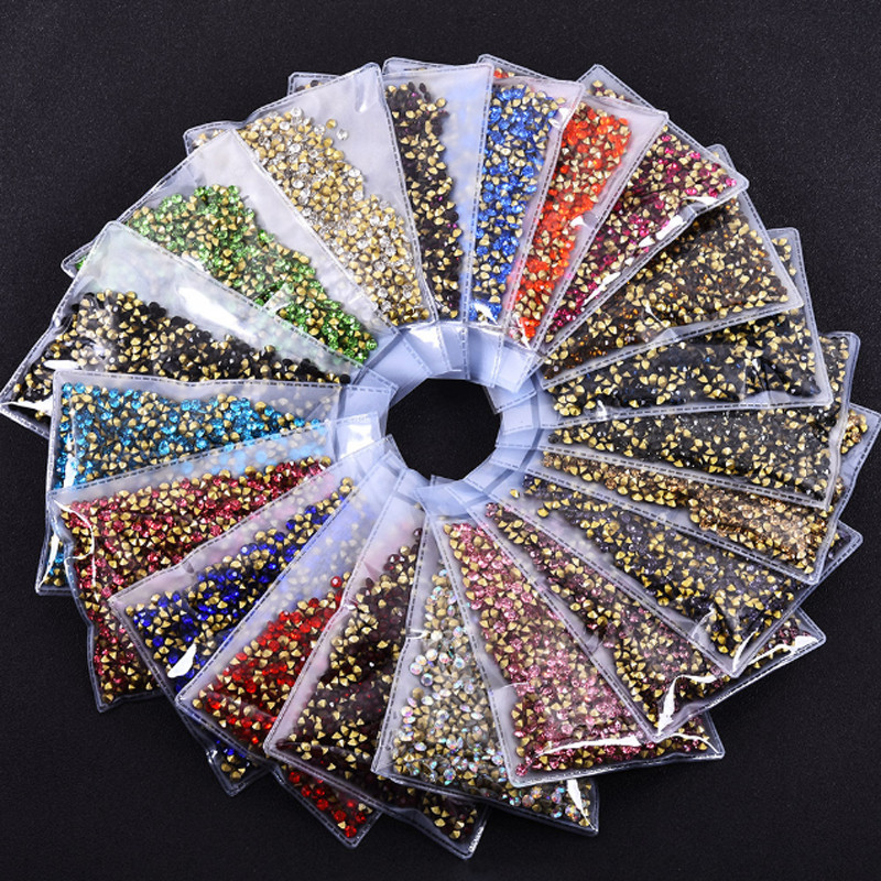 Wholesale Top Quality Czech Glass Crystal Rhinestones Round Pointed Foiled Back