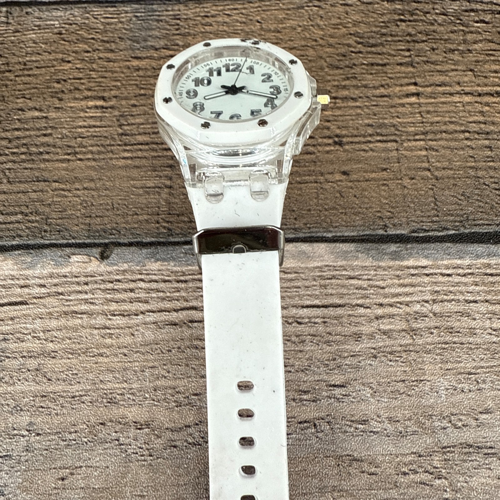 Accutime Watch Corp White Tone Fashion Wristwatch Needs Repair