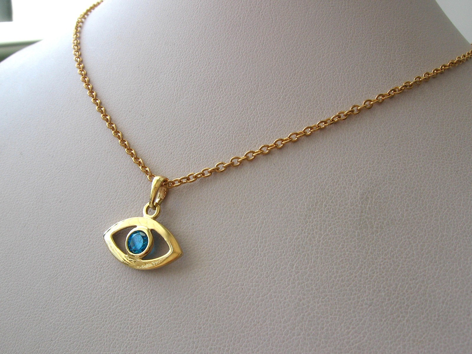 GENUINE SOLID 9ct 9K YELLOW GOLD Sapphire Evil Eye Necklace Pendant