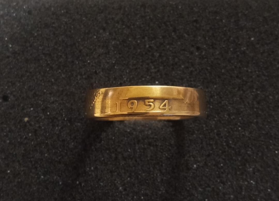WASHINGTON QUARTER COIN RING. 1950 – 1964. 18K GOLD PLATED 90 PERCENT SILVER