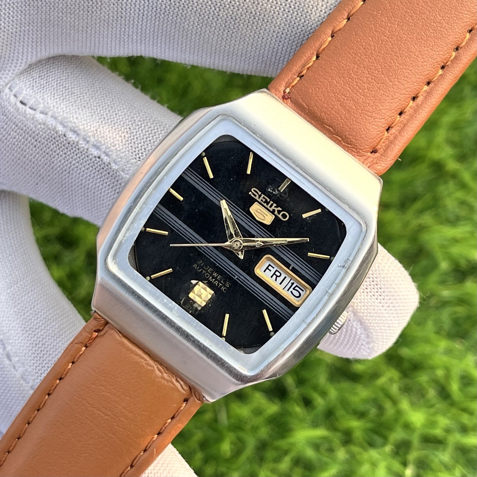 Vintage Seiko 5 Dress Formal Automatic Japan Made Men’s Watch Cal 6309