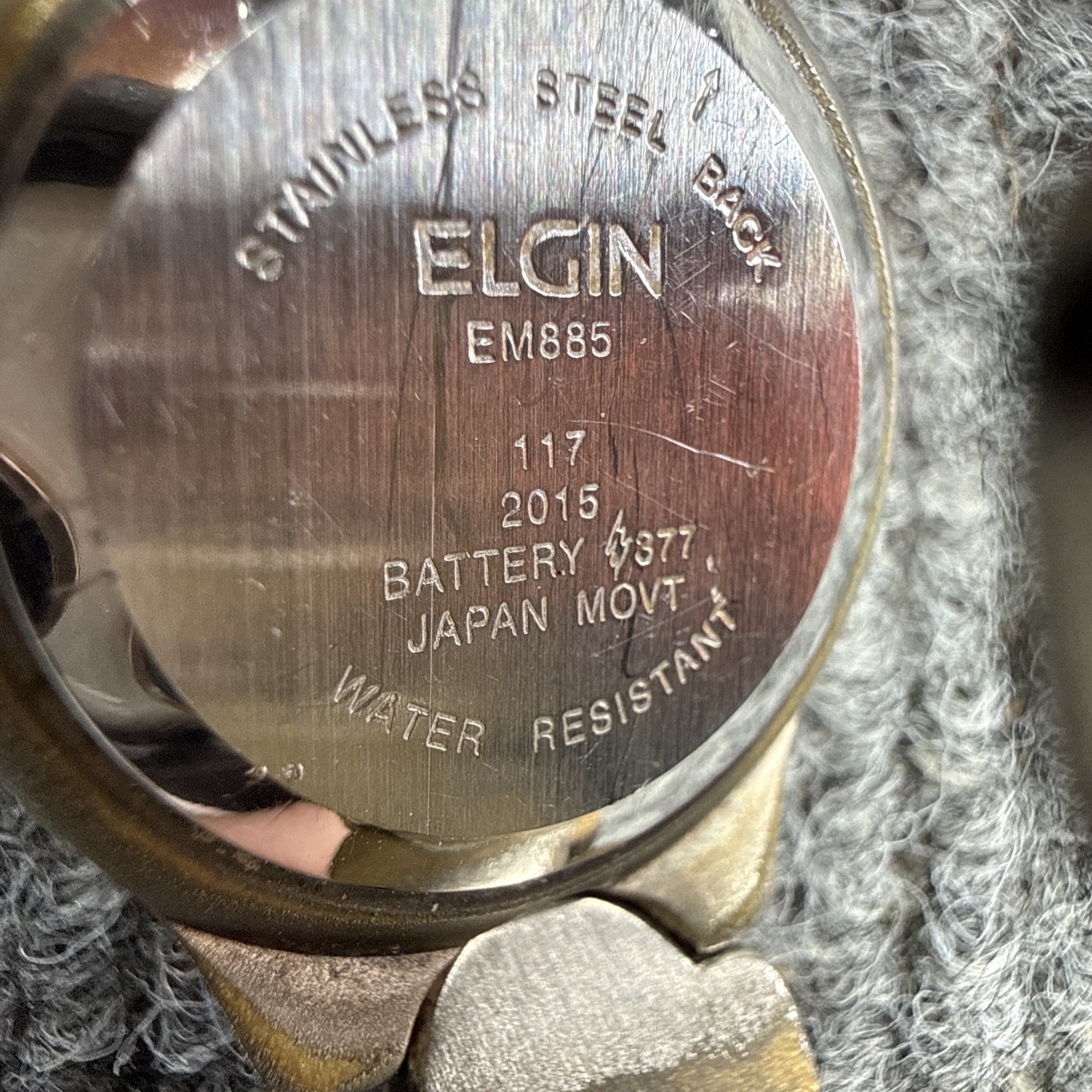 Elgin EM885 Silver & Gold Womens Round Watch #117