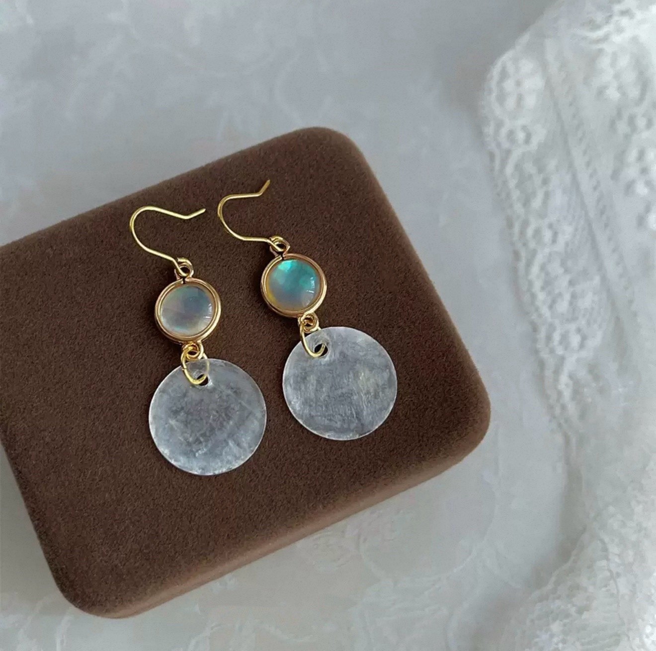 Handmade Copper Alloy Drop Earrings Natural Shell Resin Dangle Women Jewelry