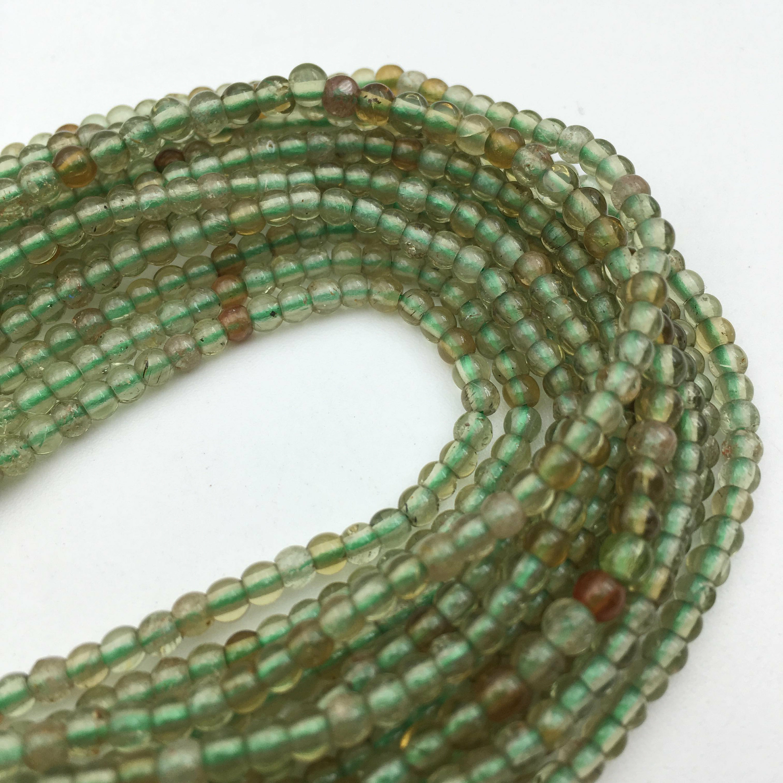 Natural Green Garnet Smooth Irregular Round Beads 3mm Approx 15.5″ Strand