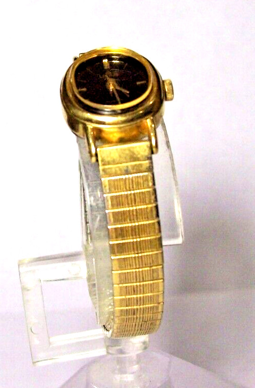 Lorus (by Seiko) Ladies Watch Gold fits 6.25″-6.50″ inches Looks & Runs Great